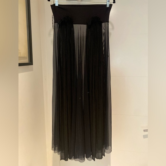 Anthropologie Black Net Skirt Size Medium - Picture 1 of 1